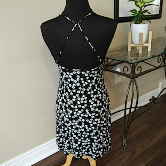 ASOS Daisy Dress with lace inserts 8 - Picture 2 of 7